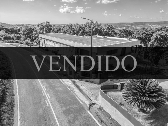 MORADIA MODERNA T3 EM RORIZ